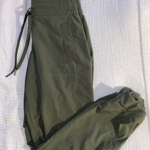 Tj Maxx jogers NWOT!!